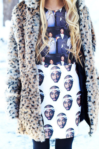 2PAC tupac-printed-skirt-omighty-buy-2_grande