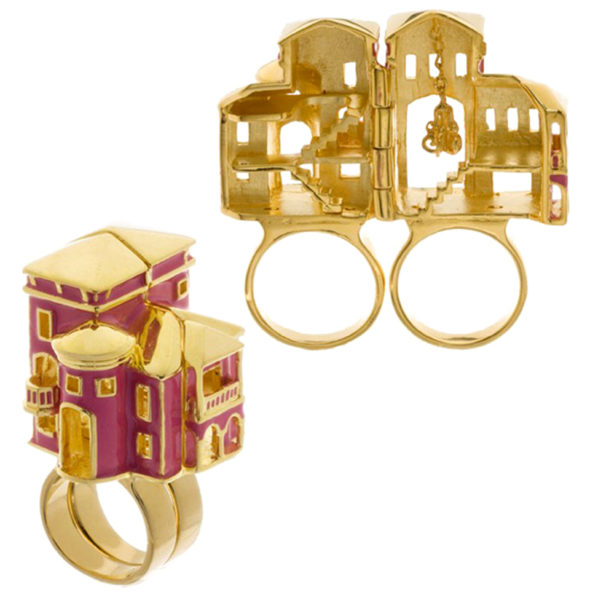 Barbie-Dream-House-ring-noir-jewelry