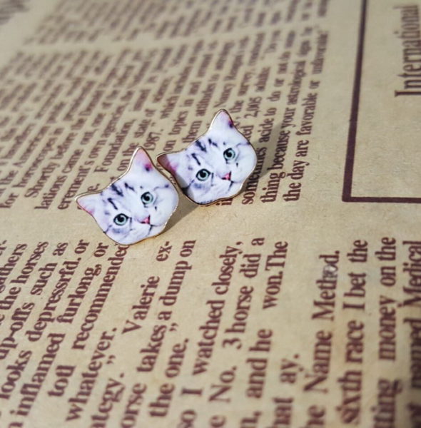 Cat stud earrings front